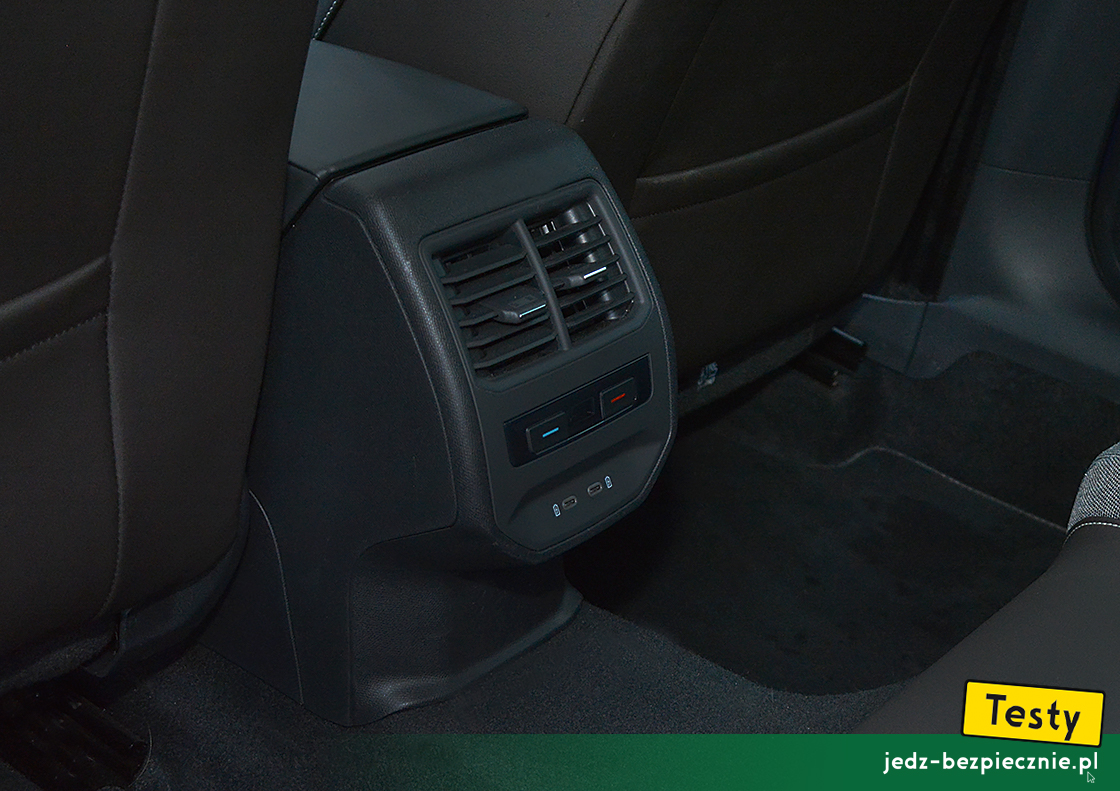 Testy - SEAT Leon IV Sportstourer - trzystrefowa klimatyzacja + porty USB C