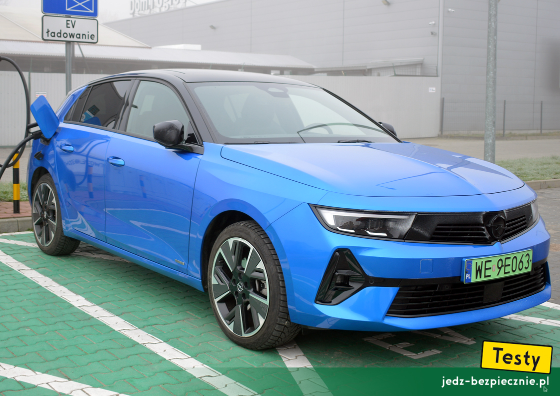 Elektromobilność – Testy 10 modeli samochodów z napędem elektrycznym, Opel Astra