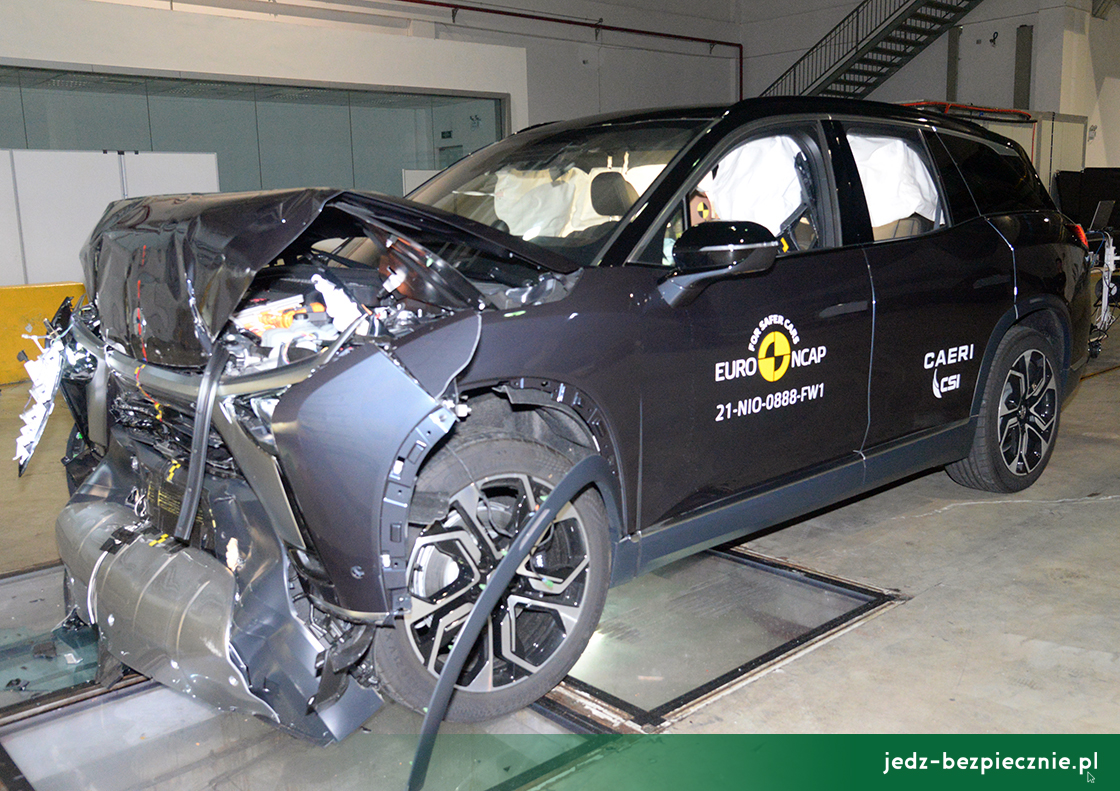 TESTY ZDERZENIOWE EURO NCAP | NIO ES8 - próba zderzenia czołowego w przeszkodę stałą