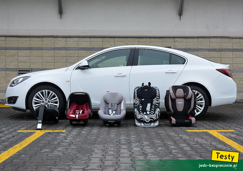 TESTY | Opel Insignia A liftback | próby z fotelikami dziecięcymi Maxi-Cosi, Britax-Romer i Recaro
