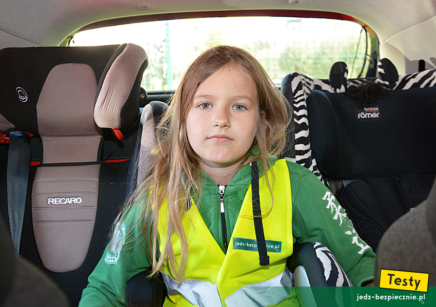 TESTY | Citroen C3 III - dziecko bez fotelika na środku kanapy