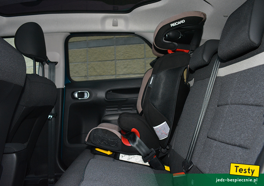 Testy - Citroen C4 Cactus facelifting - próba montażu fotelika, grupa 2-3, Isofix, kanapa, zagłówek, przodem do kierunku jazdy
