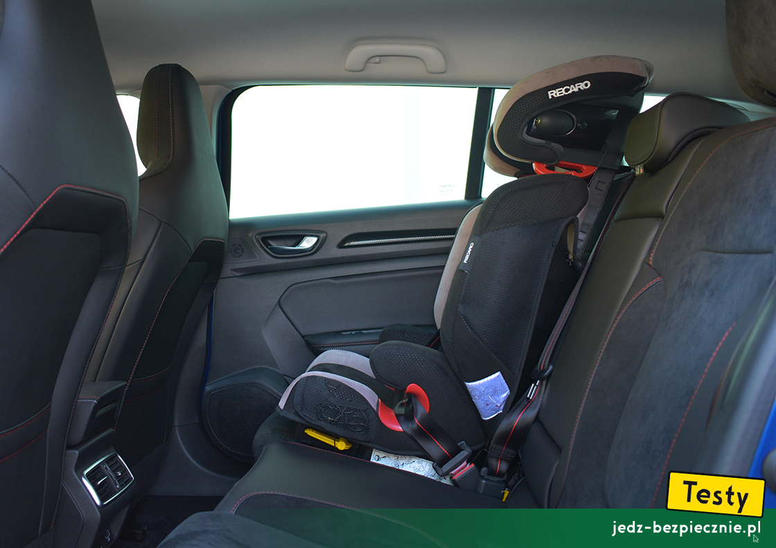 Testy - Renault Megane IV Grandtour fl plug-in - próby z montażem fotelika dziecięcego Recaro Monza Nova 2 Seatfix, kanapa, przodem do kierunku jazdy