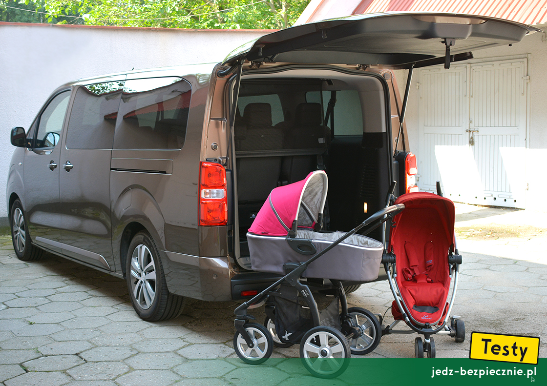 Testy - Peugeot e-Traveller - próby z pakowaniem do bagażnika wózków dziecięcych X-lander i Quinny