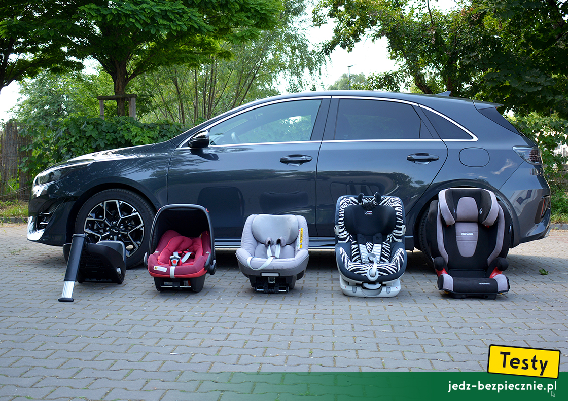 Testy - Kia Ceed III hatchback - próby z montażem fotelików samochodowych dla dzieci, pas bezpieczeństwa, Isofix, i-size, top-tether