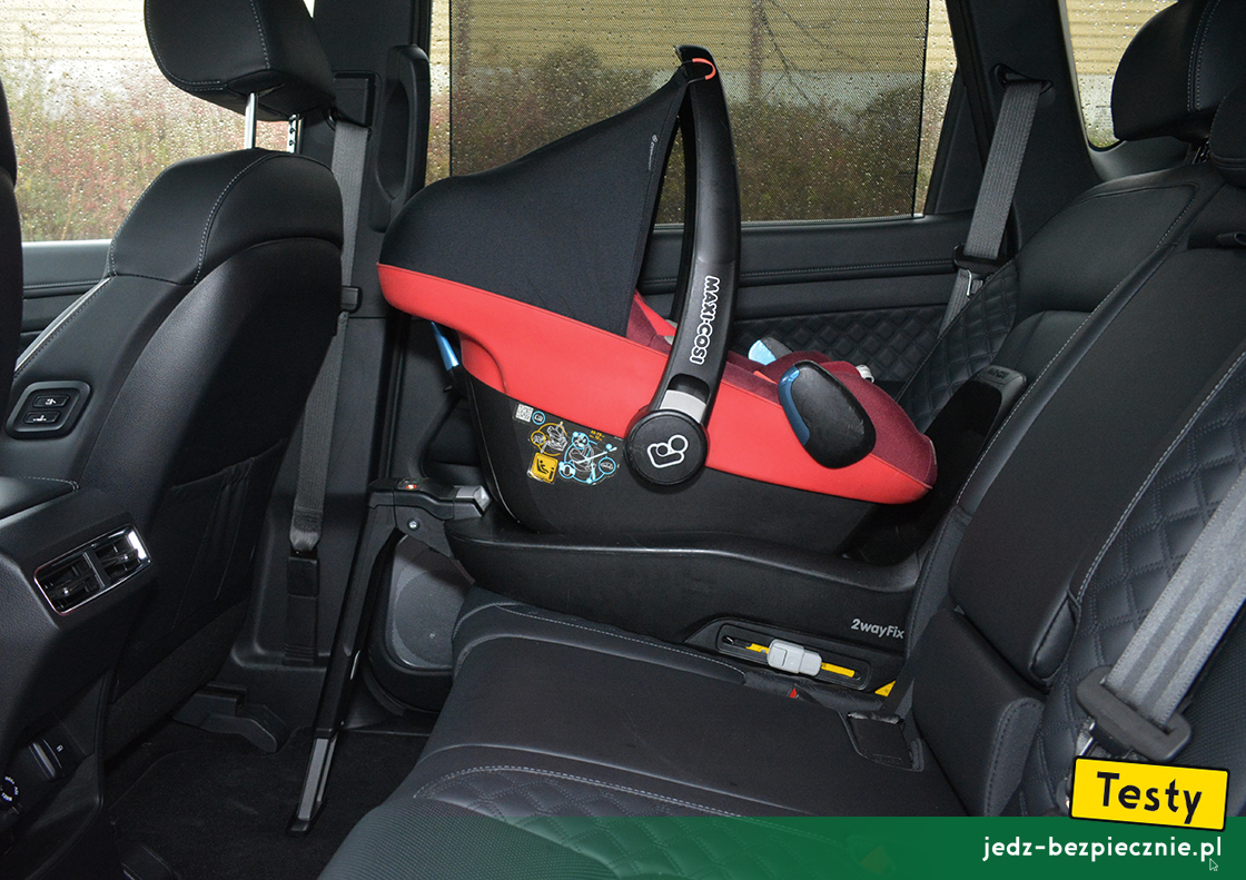 Testy - SsangYong Rexton II fl AWD 5-osobowy - fotelik dziecięcy, grupa 0/0+, baza Isofix, i-Size, tyłem do kierunku jazdy