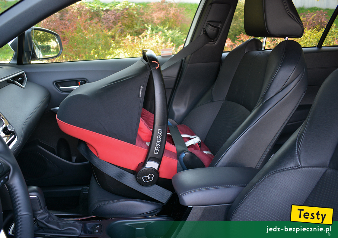 Testy - Toyota Corolla Cross - próby z montażem fotelików samochodowych dla dzieci, pas bezpieczeństwa, Isofix, i-size, top-tether, tyłem, przodem, do kierunku jazdy