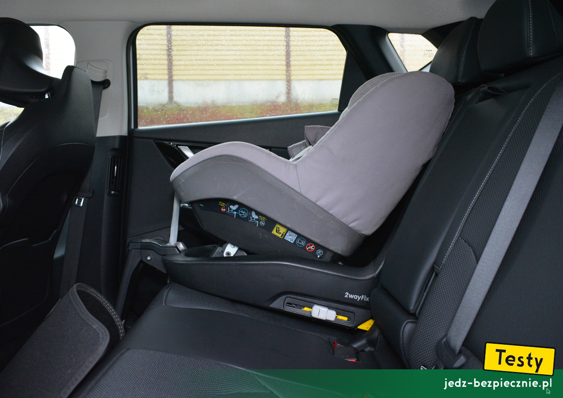Testy - Kia EV6 - próba montażu fotelika z grupy 0/1, kanapa, przodem do kierunku jazdy, baza, Isofix, i-Size