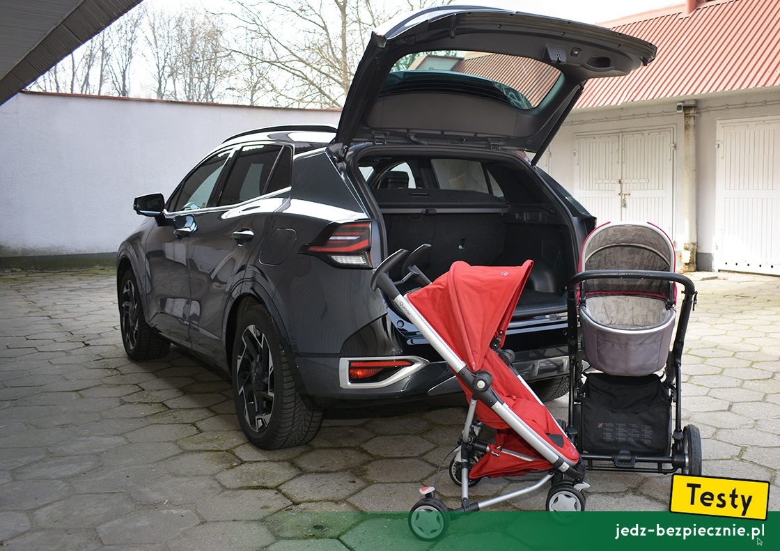 Testy - Kia Sportage plug-in - próby spakowania do bagażnika wózków dziecięcych