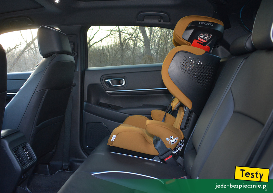 TESTY | Honda e:Ny1 | montaż fotelika dla dziecka na kanapie, Isofix, i-Size, Recaro Mako Elite2, przodem do kierunku jazdy