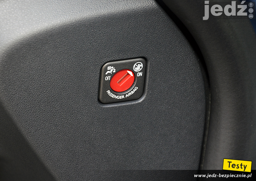 TESTY | Citroen Grand C4 Picasso - wyłącznik czołowej poduszki powietrznej pasażera