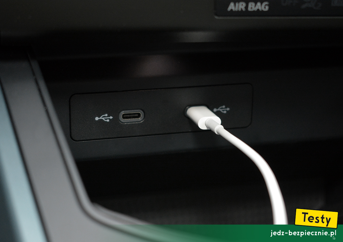 Testy - SEAT Arona facelifting - audio, porty usb-C