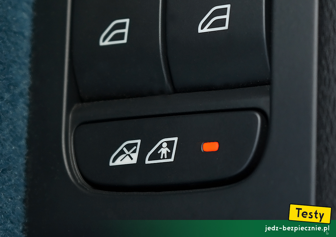Testy - Volvo XC40 Recharge - blokada otwarcia szyb i drzwi