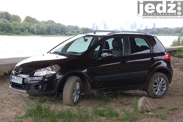 TESTY | Suzuki SX-4 | Pierwsze wrażenia - przód samochodu