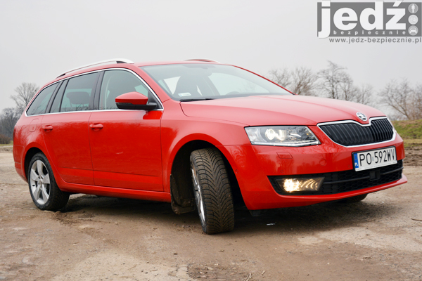 TESTY | Skoda Octavia III kombi 4x4 | Pierwsze wrażenia - przód samochodu