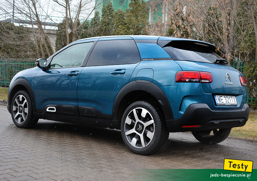 TESTY | Pierwsze wrażenia - Citroen C4 Cactus - tył samochodu