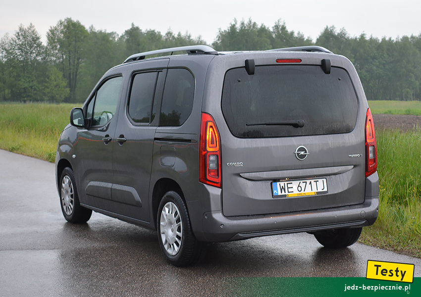TESTY | Opel Combo Life E | tył samochodu