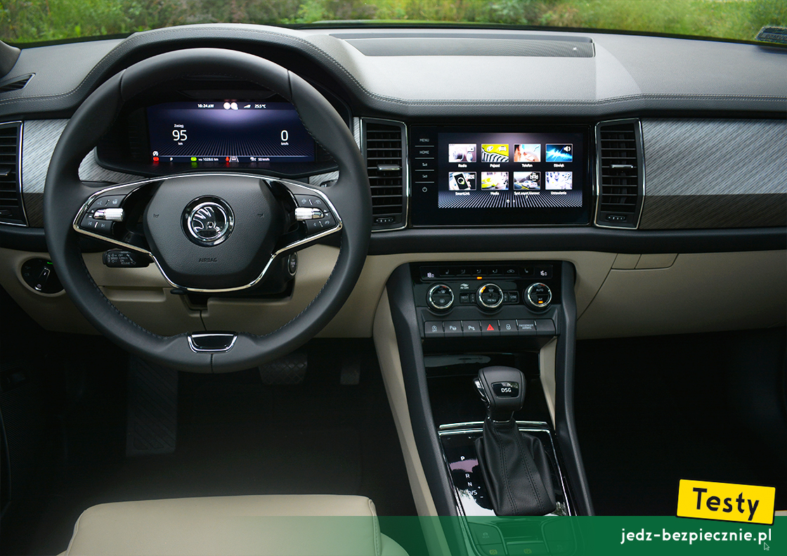 Testy - Skoda Kodiaq fl II 5-osobowa - kokpit z cyfrowymi zegarami wersji wyposażenia Style