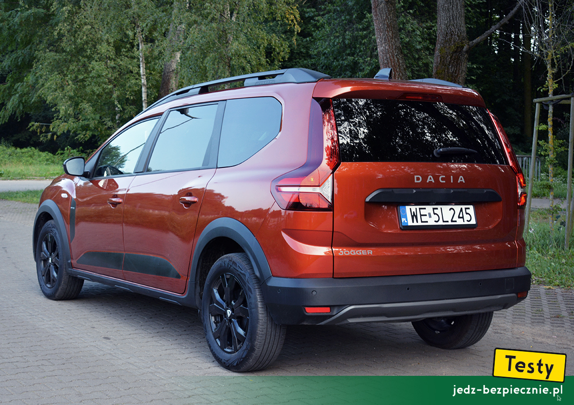 Testy - Dacia Jogger 5-osobowa - tył kombi