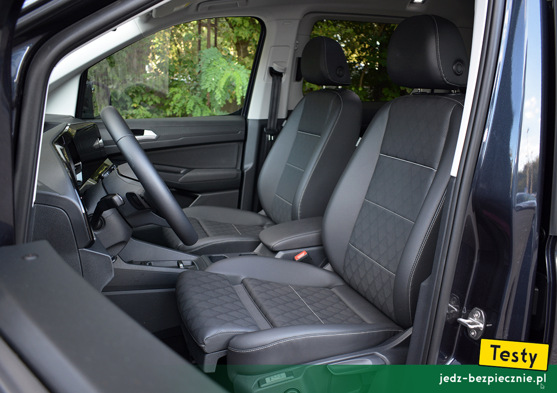 Testy - Ford Grand Tourneo Connect III 5-osobowy - opcjonalne fotele AGR z regulowaną długością siedzisk