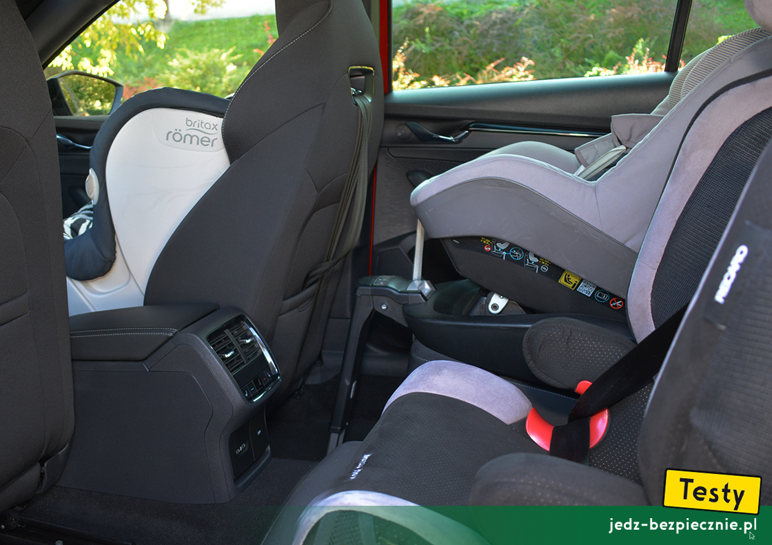 Testy - Skoda Octavia IV liftback - trzy pary mocowań Isofix
