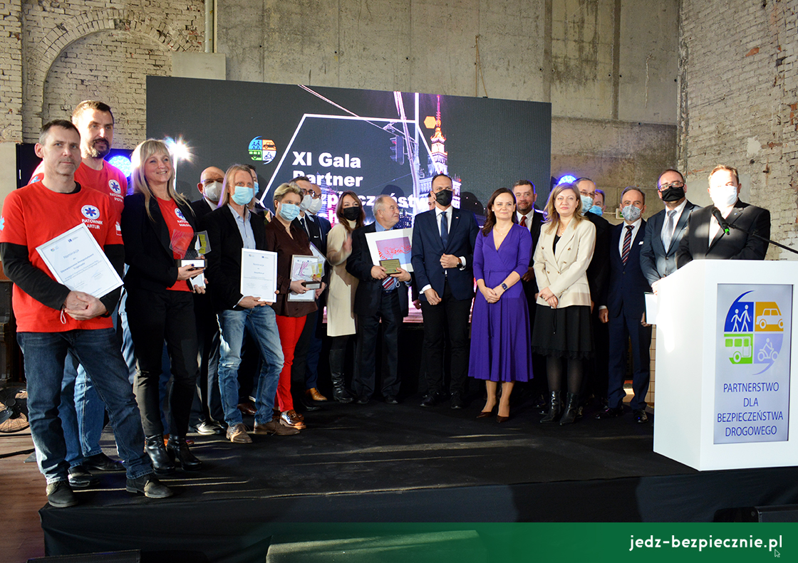 Wydarzenia - 11. Gala Partner Bezpieczeństwa Ruchu Drogowego 2021 - nominowani i zwycięzcy | Jedź Bezpiecznie