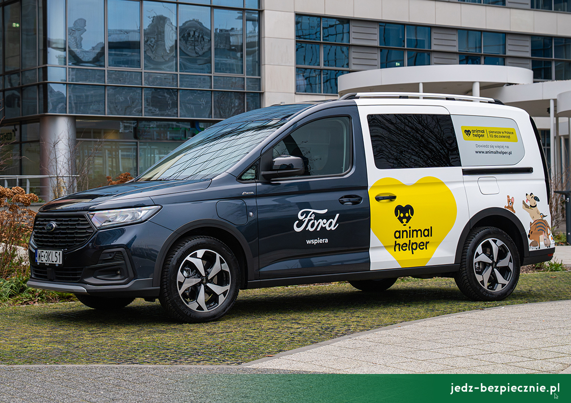 Ford Polska przekazał Fundacji Psia Krew specjalną wersję modelu Transit Connect | Jedź Bezpiecznie